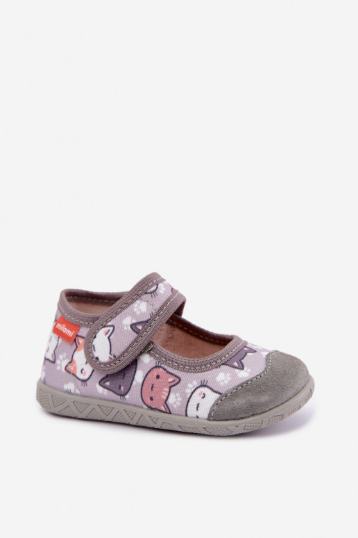 Chaussons pour enfants Milami avec fermetures auto-agrippantes et chats en gris Esnia