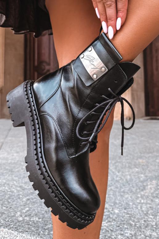 Bottines pour femmes chaudes avec détails décoratifs Zazoo 60574 en couleur noire