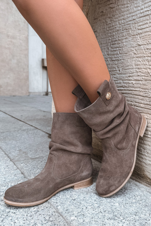 Chaussures pour femmes en faux daim avec volants Zazoo 4210 en couleur brune