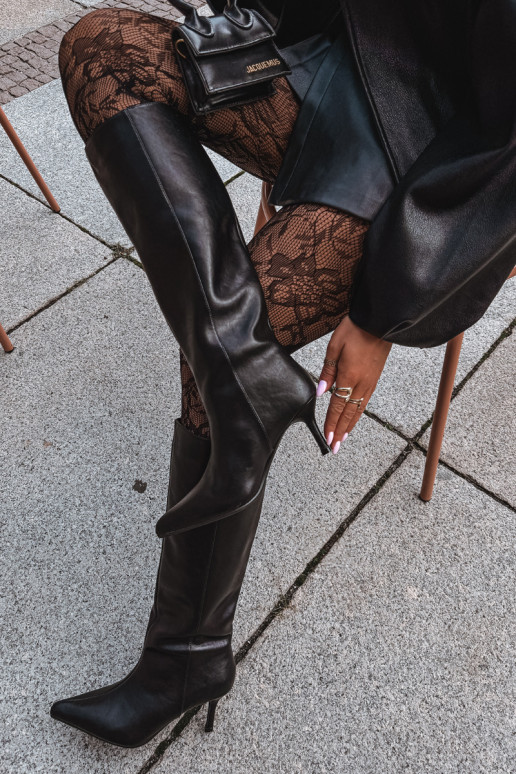 bottes hautes en cuir naturel avec talons fins isolées modèle à enfiler Big Star UU274497 couleur noire