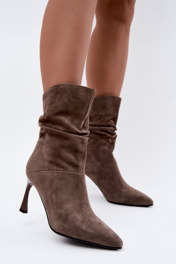 bottines en daim synthétique à talons fins isolées avec volants D&A JC62-1038 en gris 2