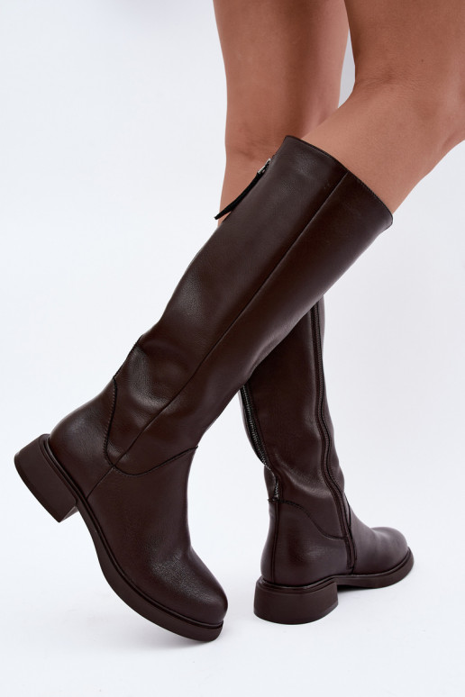 bottes hautes pour femmes avec talons larges isolées D&A JC62-1036 couleur chocolat