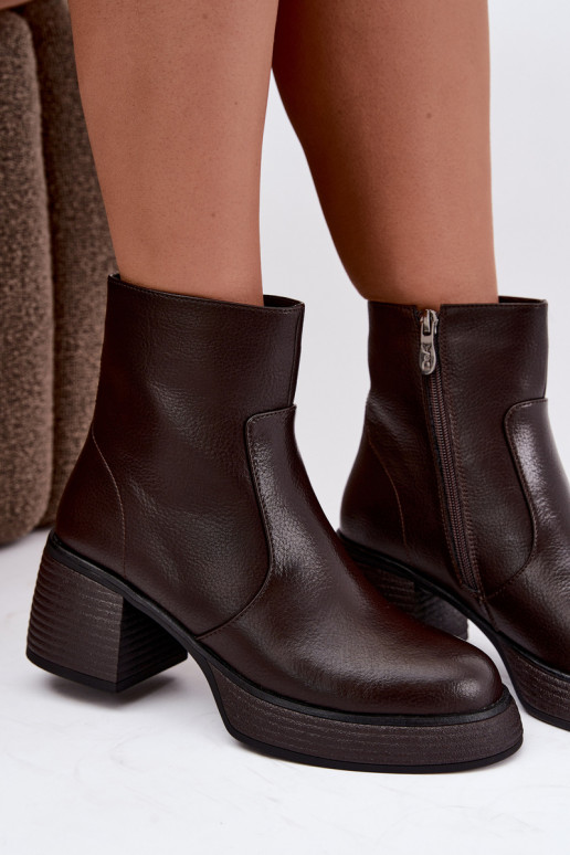 Bottines en cuir doublées avec talons D&A CR62-3369 chocolat