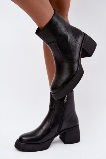 Bottines en cuir doublées avec talons D&A CR62-3369 noir