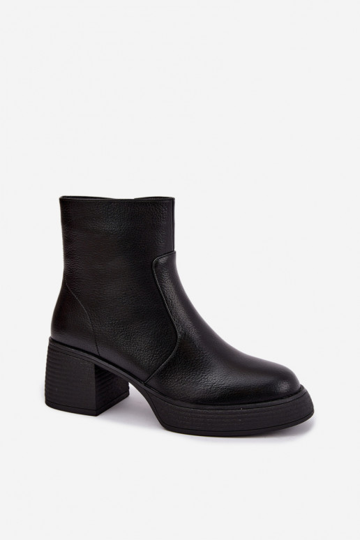 Bottines en cuir doublées avec talons D&A CR62-3369 noir