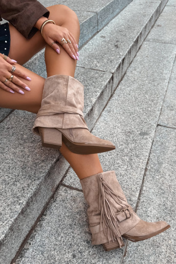 Bottines de style cowboy avec franges, rubans et boucles sable Corvella
