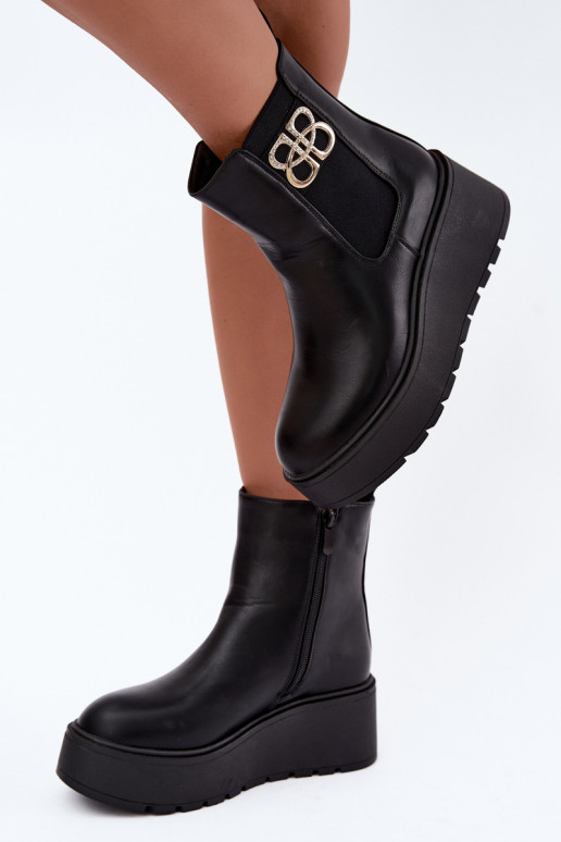 Bottines chaudes et stylées avec plateforme et détails décoratifs en noir Solavie