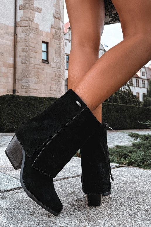 Bottines style cowboy avec talons en daim naturel Big Star UU274113 noires