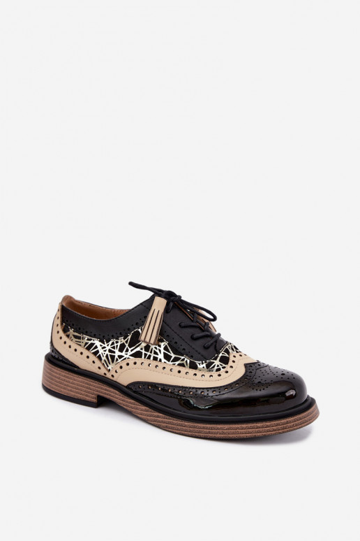 Chaussures en cuir pour femmes avec lacets et pampilles Tai turiciejka K7816-01 en noir