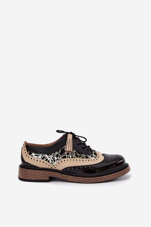 Chaussures en cuir pour femmes avec lacets et pampilles Tai turiciejka K7816-01 en noir