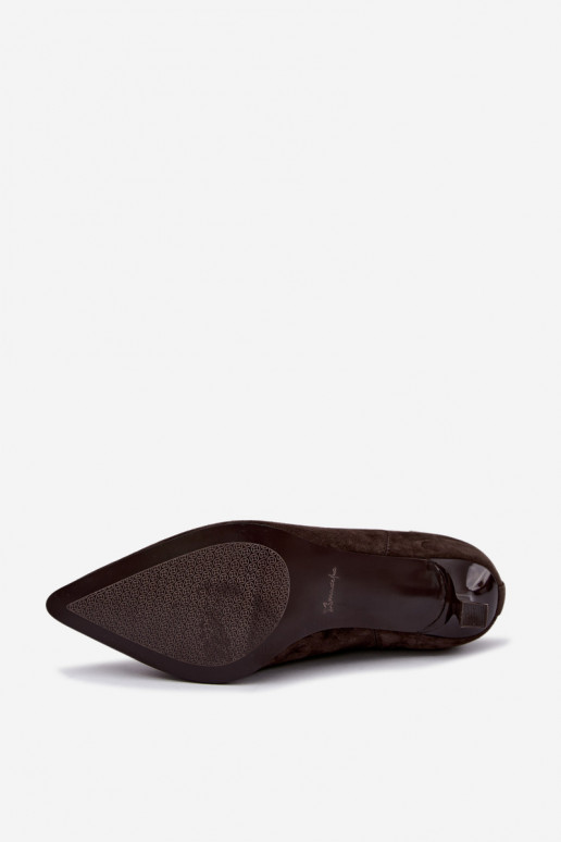Bottes en daim isolées avec talons Tai turiciejka K7756-02 en chocolat