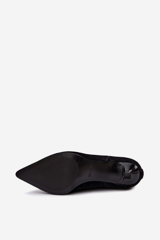 Bottes en daim isolées avec talons Tai turiciejka K7756-01 en noir