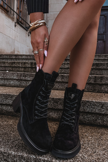Bottines en daim isolées Klocke Tai turiciejka K7675-23 en noir