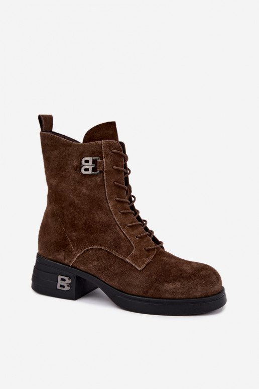 Bottes pour femmes en suédine isolées Vinceza 67044 marron