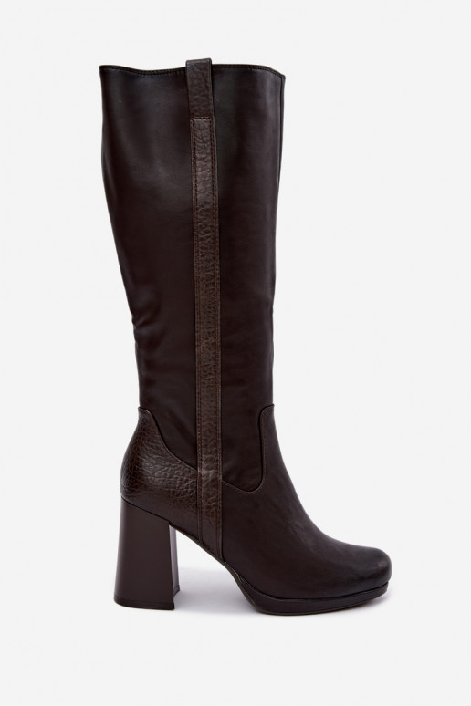 Bottes longues isolées avec talons chocolat Alessa