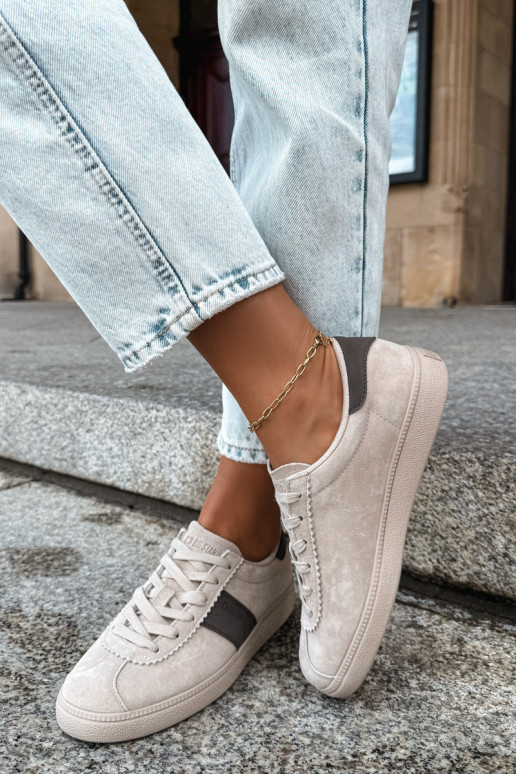 Baskets pour femmes en daim synthétique Big Star UU274440 en sable