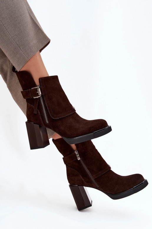 Bottines chocolat en daim synthétique avec talons et boucles Vinceza 91152