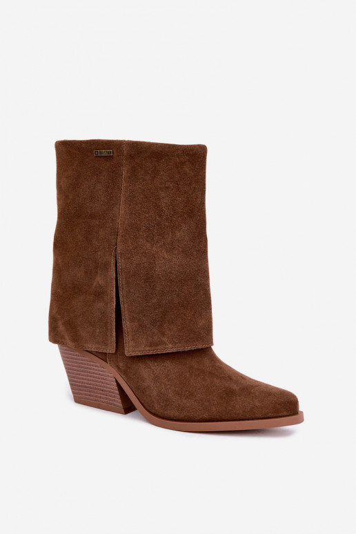 bottines style cowboy avec talons en daim naturel avec tige brodée Big Star UU274114 couleur brune