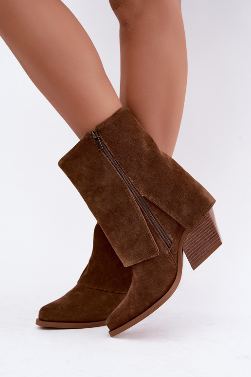bottines style cowboy avec talons en daim naturel avec tige brodée Big Star UU274114 couleur brune