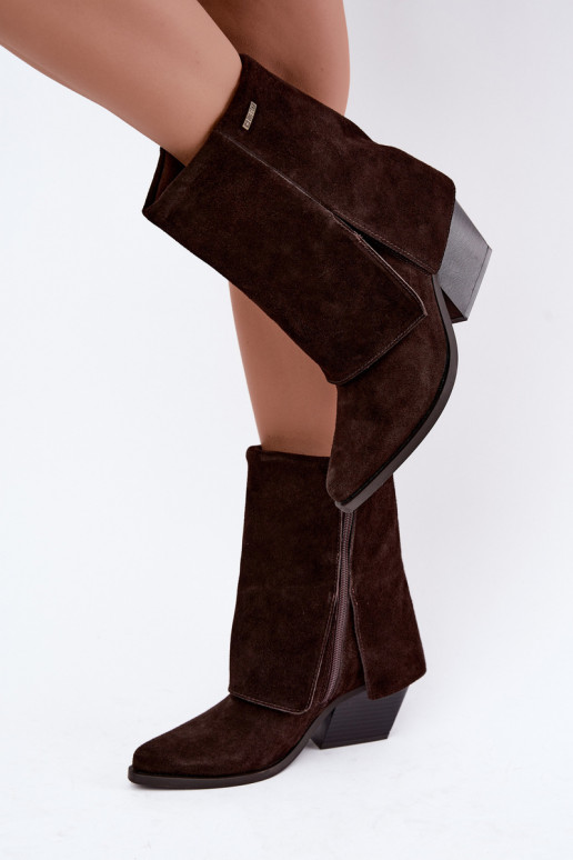 bottines style cowboy avec talons en daim naturel avec tige brodée Big Star UU274115 couleur chocolat