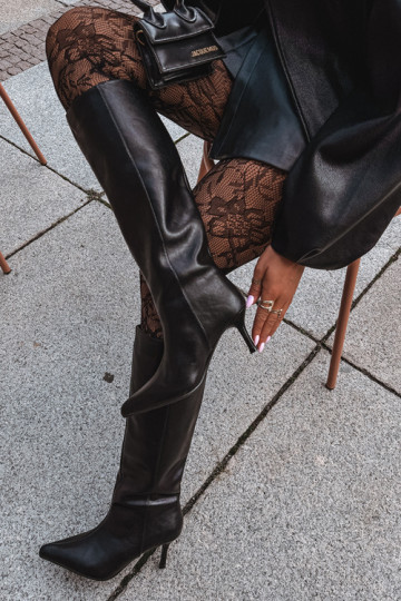 bottes hautes en cuir naturel avec talons fins isolées modèle à enfiler Big Star UU274497 couleur noire 2