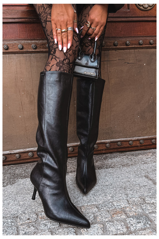 bottes hautes en cuir naturel avec talons fins isolées modèle à enfiler Big Star UU274497 couleur noire
