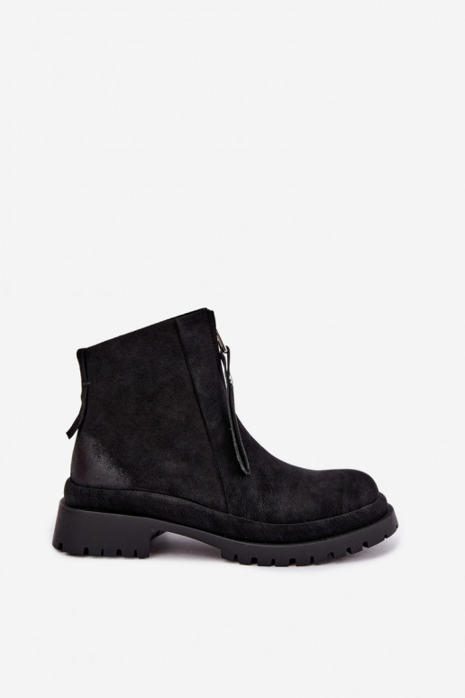 Chaussures en daim isolées pour femmes Tai turiciejka K7732-01 couleur noire