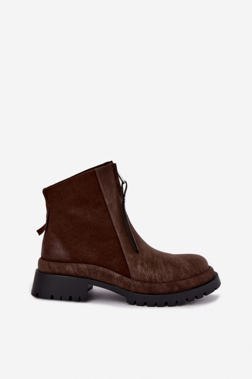 Chaussures en daim isolées pour femmes Tai turiciejka K7732-02 couleur marron