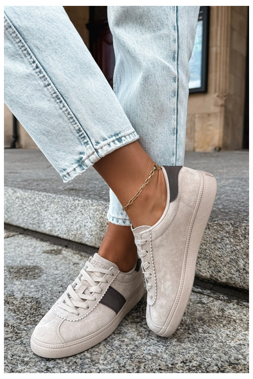 Baskets pour femmes en daim synthétique Big Star UU274440 en sable
