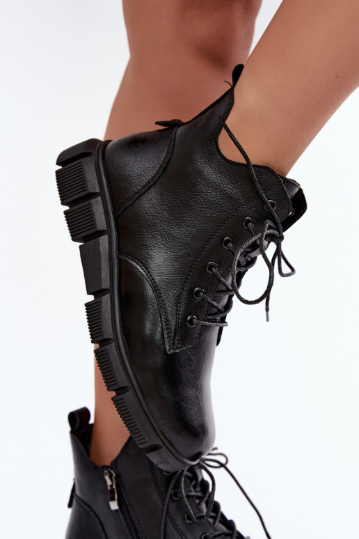 Bottines isolées en simili cuir couleur noire Girelisse