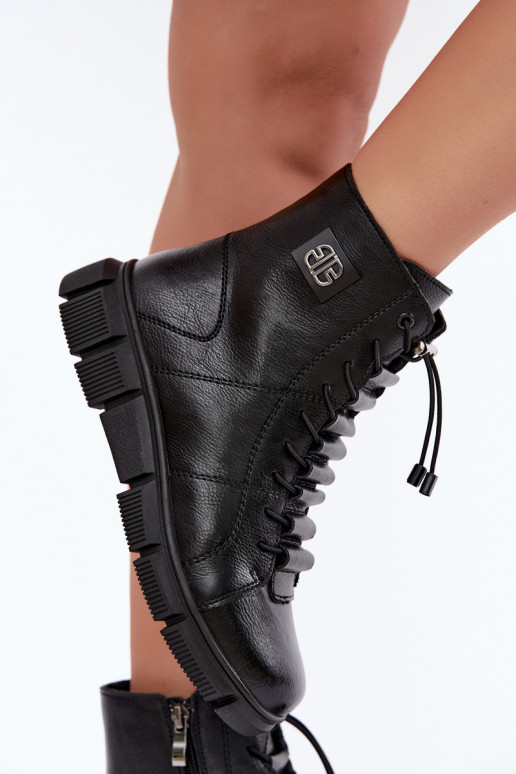 Bottines isolées pour femmes en simili cuir couleur noire Savelia