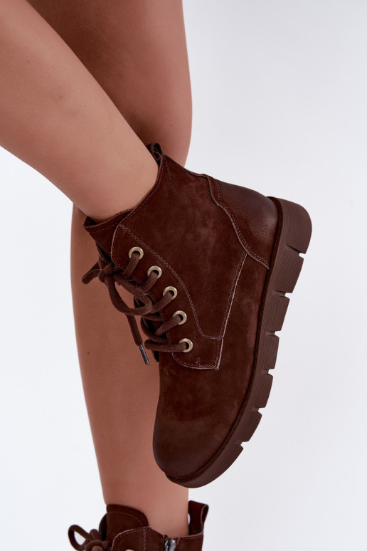 Bottines isolées en cuir naturel à lacets Vinceza 67040 en couleur chocolat