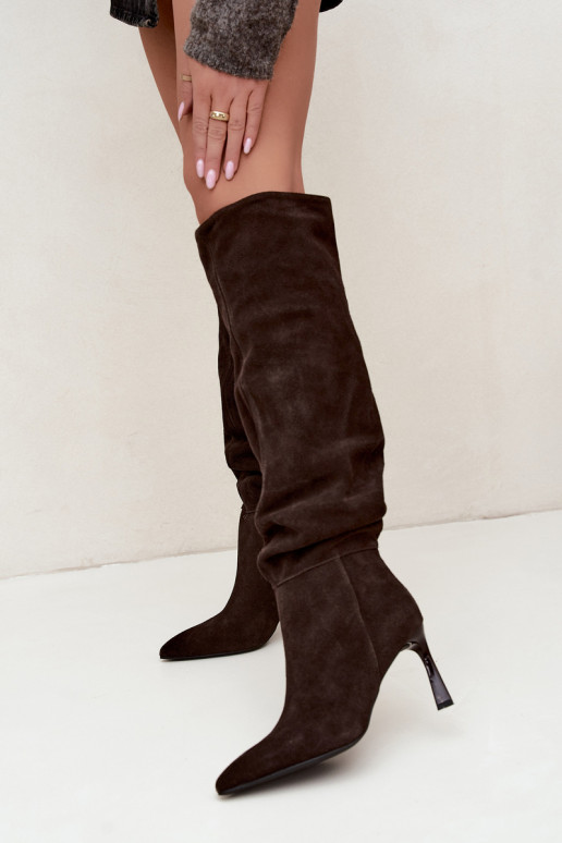 Bottes hautes en daim synthétique Slouchy avec talons fins Vinceza 89170 en couleur chocolat