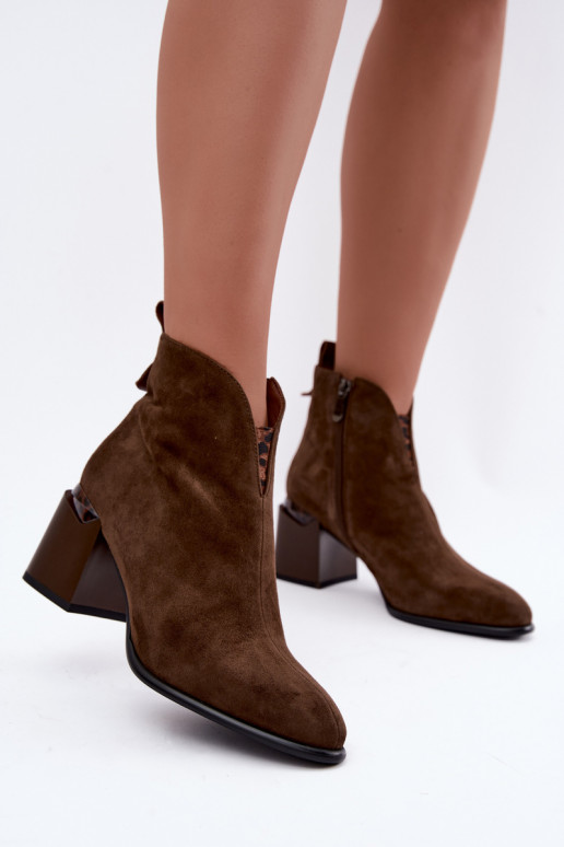 Bottines chaudes en daim synthétique avec talons en couleur brune Laverelle