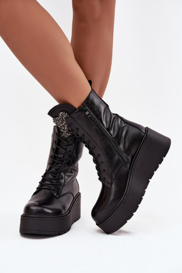 Bottines en cuir pour femmes avec ornements doublées en noir Ulrika 2