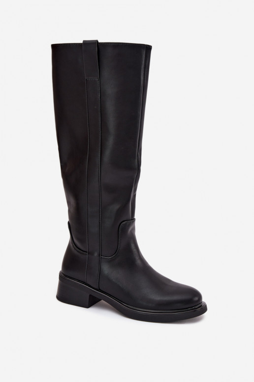 Bottes hautes pour femmes à petit talon en noir Averna