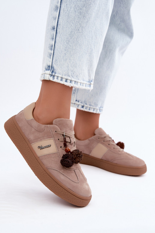 Baskets en daim synthétique avec pompons Vinceza 79682 couleur sable