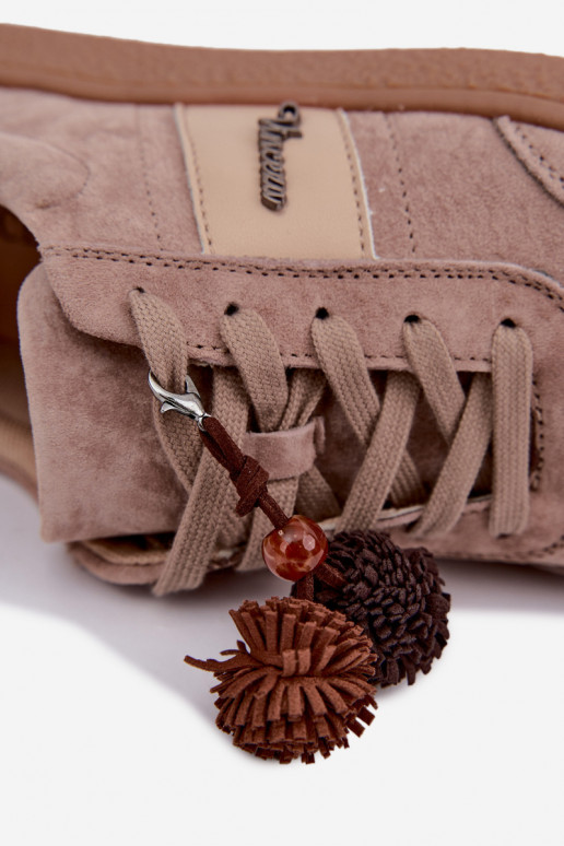 Baskets en daim synthétique avec pompons Vinceza 79682 couleur sable