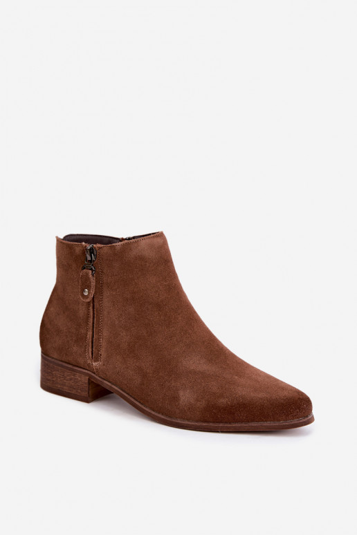 Chaussures en cuir suédé à petit talon Vinceza 133136 en couleur marron
