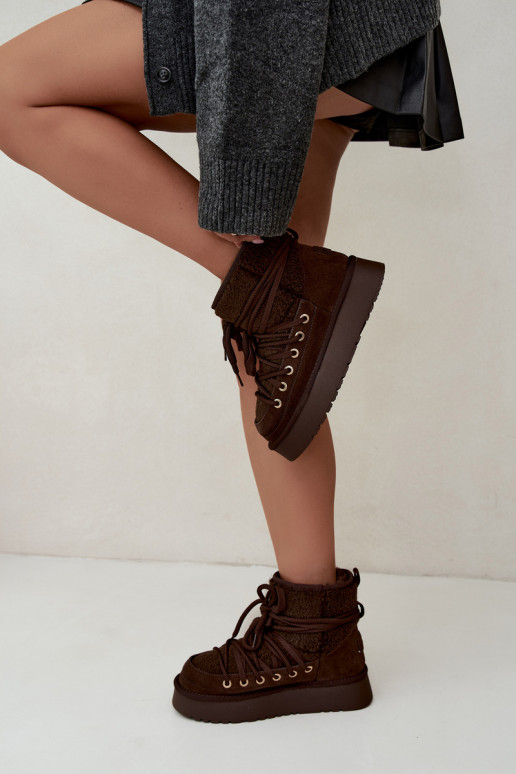 Bottes en cuir suédé pour l'hiver avec fourrure D&A GR62-6021 en couleur chocolat