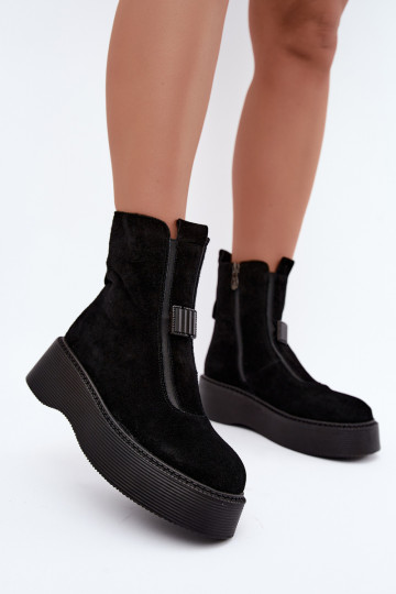 Bottines en suède synthétique avec plateforme isolées D&A CR62-3448 en couleur noire 2