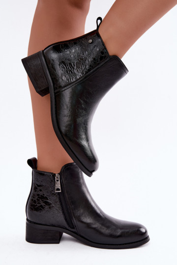Bottines isolées en simili cuir avec petit talon Vinceza 133133 noires