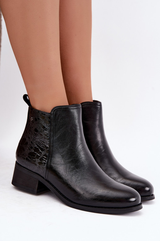 Bottines isolées en simili cuir avec petit talon Vinceza 133133 noires