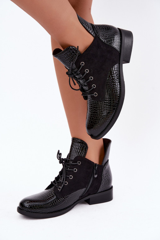 Bottines isolées avec design en relief Vinceza 16524 noires