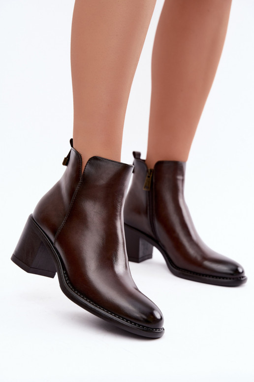 Bottines isolées avec talons en marron foncé Vinceza 58650