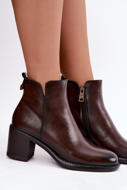 Bottines isolées avec talons en marron foncé Vinceza 58650