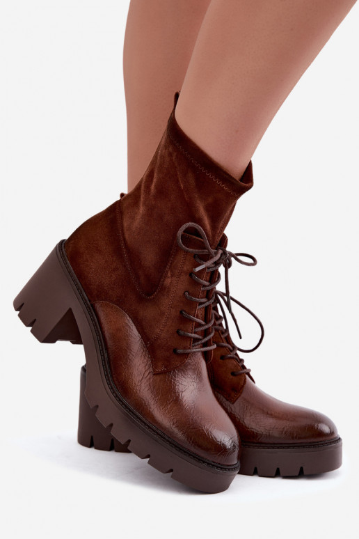 Bottines pour femmes sur talons épais isolées en marron Vinceza 58665