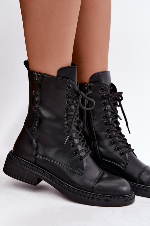 Bottines en cuir isolées de type bottes en noir Vinceza 86443