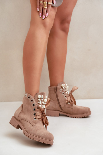 Bottines chaudes avec perles synthétiques et ruban en sable Perla 2