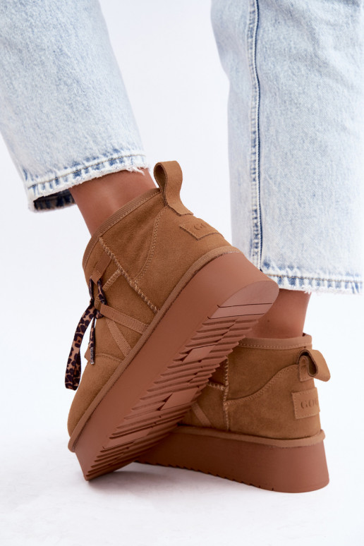 Bottes de neige en faux daim marron avec plateforme et détails élégants GOE UU2N4920